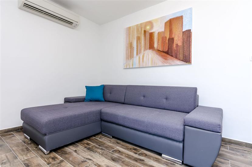 House K1, for 8 persons