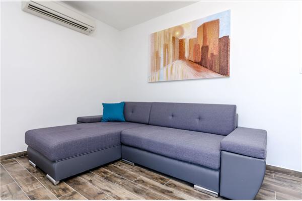 House K1, for 8 persons