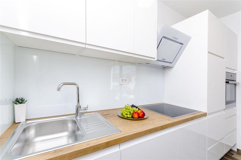 House K1, for 8 persons