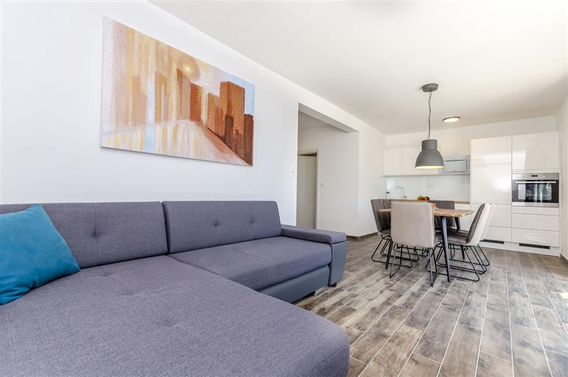 House K1, for 8 persons