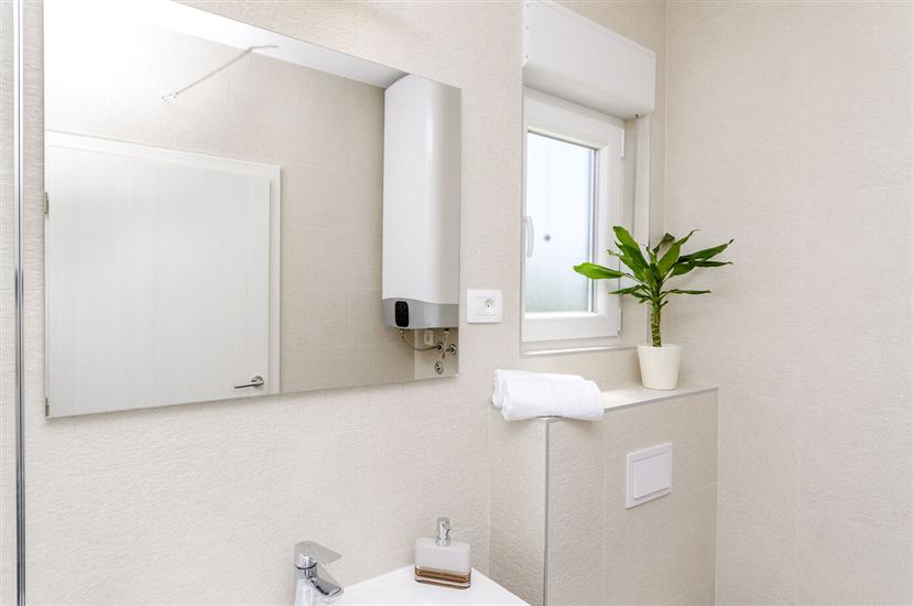 House K1, for 8 persons