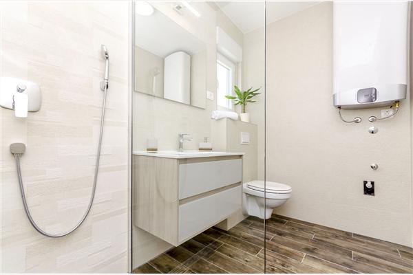 House K1, for 8 persons