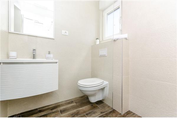 House K1, for 8 persons