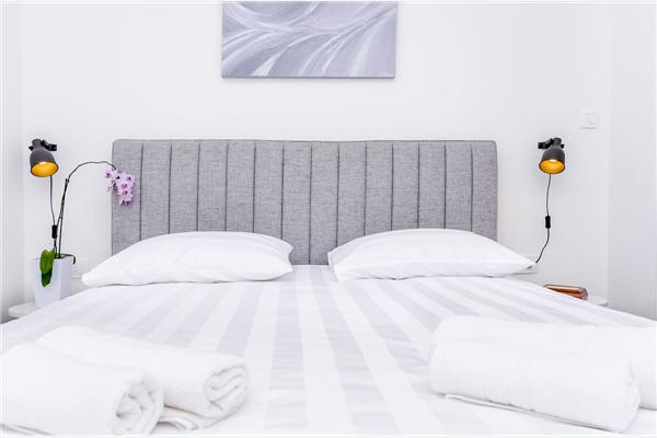 House K1, for 8 persons