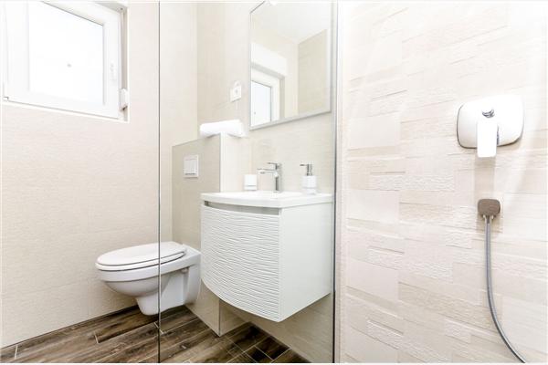 House K1, for 8 persons