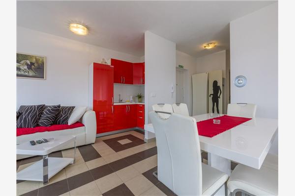 Apartment A1, for 5 persons