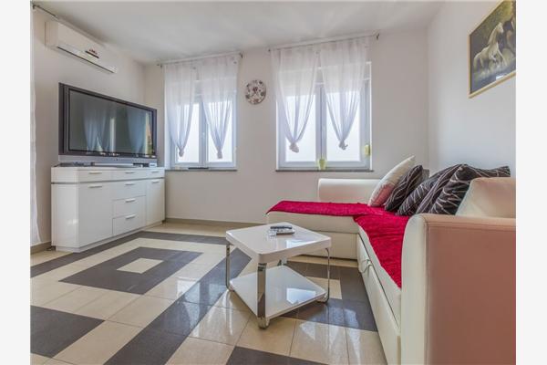 Apartment A1, for 5 persons