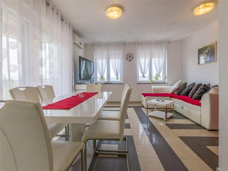 Apartment A1, for 5 persons