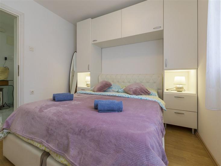 Apartment A1, for 5 persons