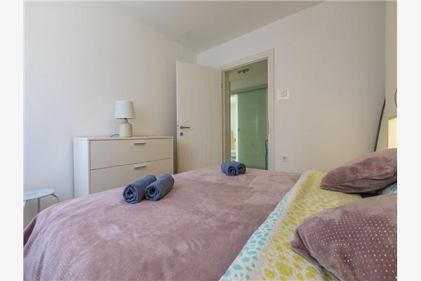 Apartment A1, for 5 persons