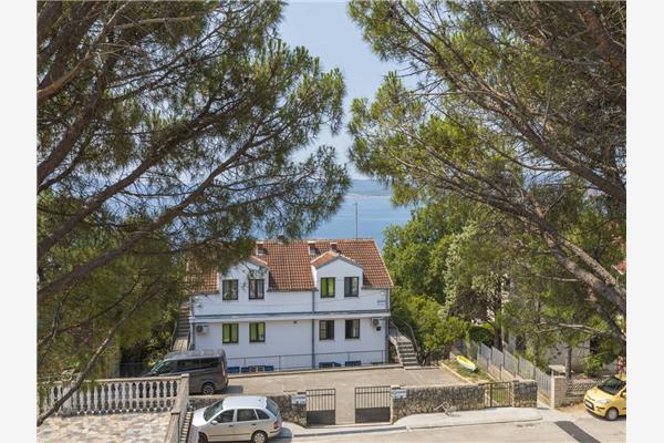 Apartment A1, for 5 persons