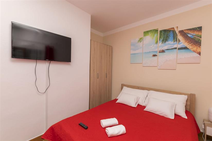 Apartment A1, for 3 persons