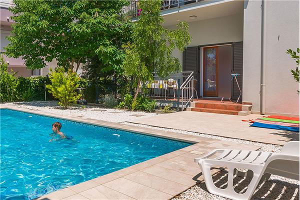 Apartment A6, for 4 persons