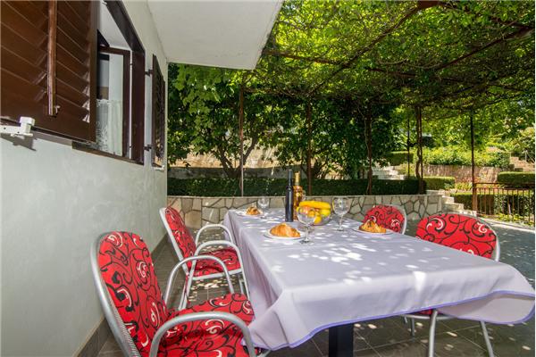 Apartment A2, for 4 persons