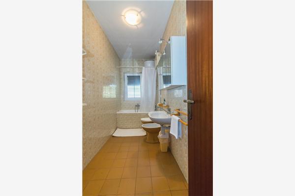 Apartment A2, for 4 persons