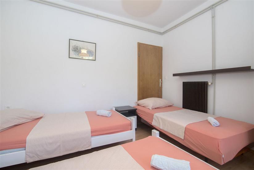 Apartment A2, for 3 persons