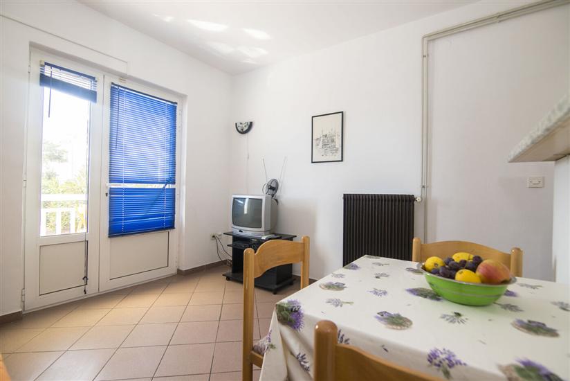 Apartment A2, for 3 persons