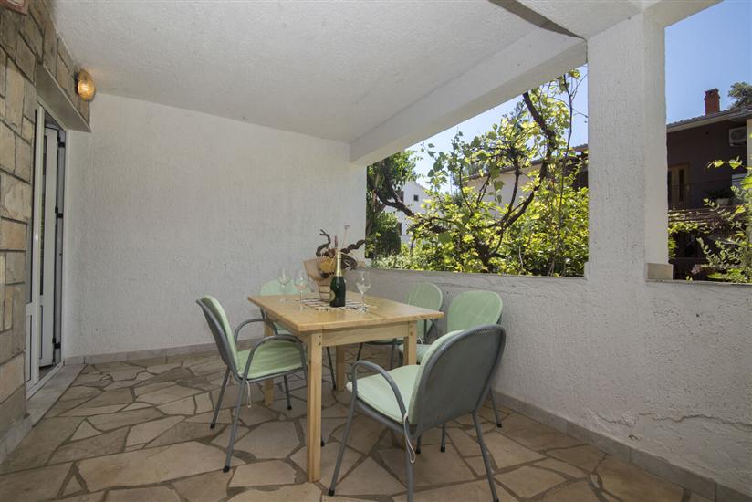 Apartment A1, for 3 persons