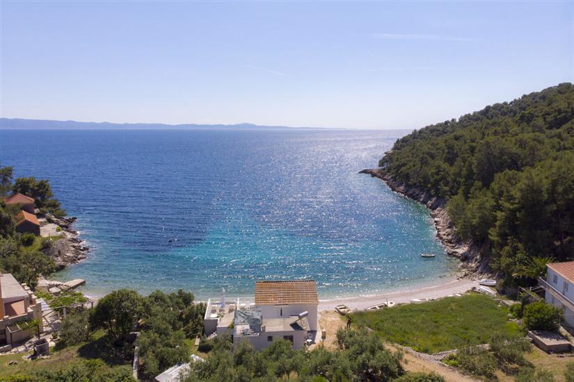 Apartments Robinzon Petar