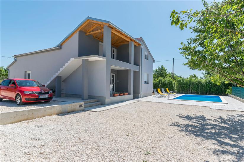 Apartment Cherry Garden