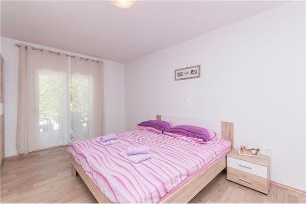Apartment A1, for 8 persons