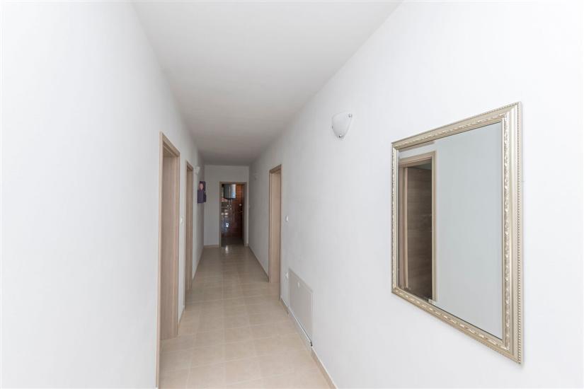 Apartment A1, for 8 persons