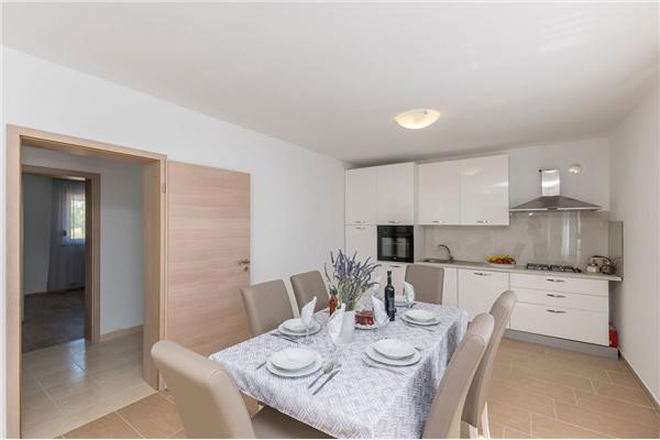 Apartment A1, for 8 persons