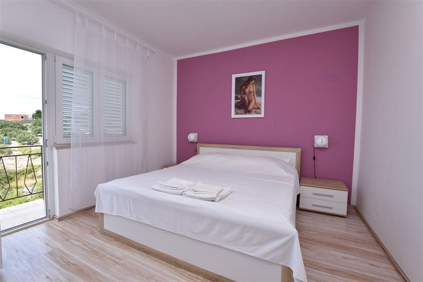 Apartment A2, for 6 persons