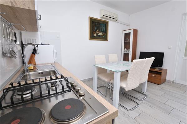 Apartment A1, for 4 persons