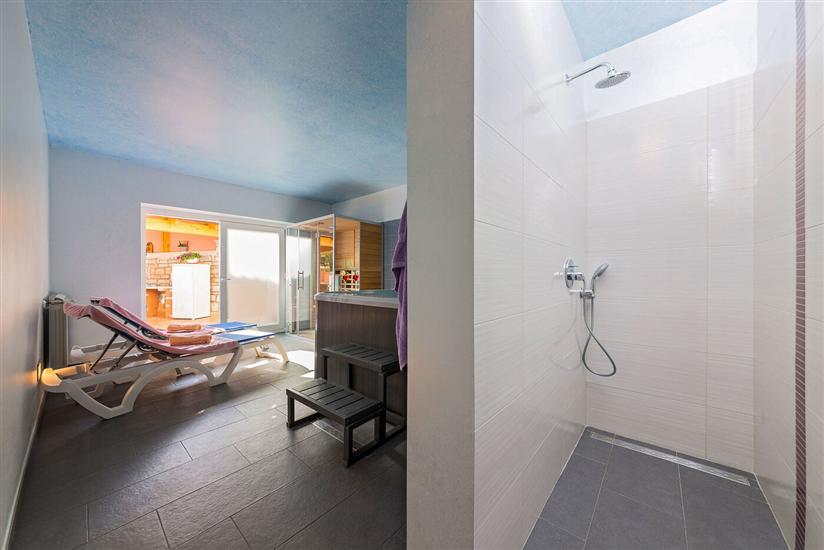 House K1, for 8 persons