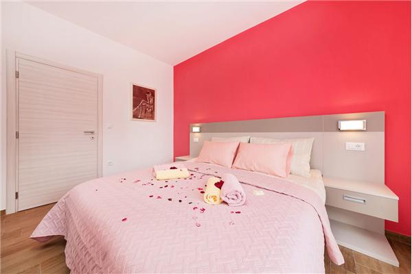 House K1, for 8 persons