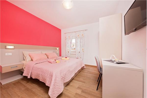 House K1, for 8 persons