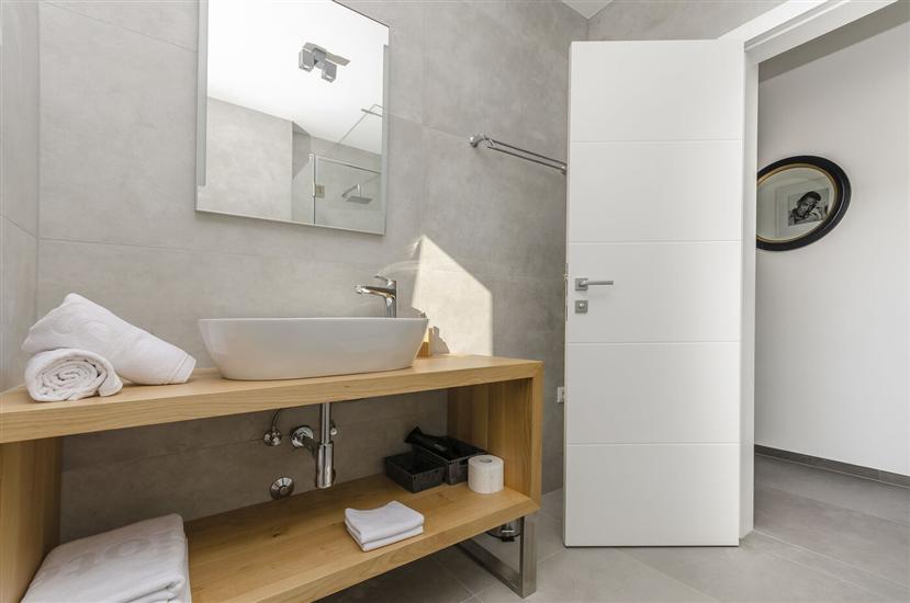 Apartment A3, for 6 persons