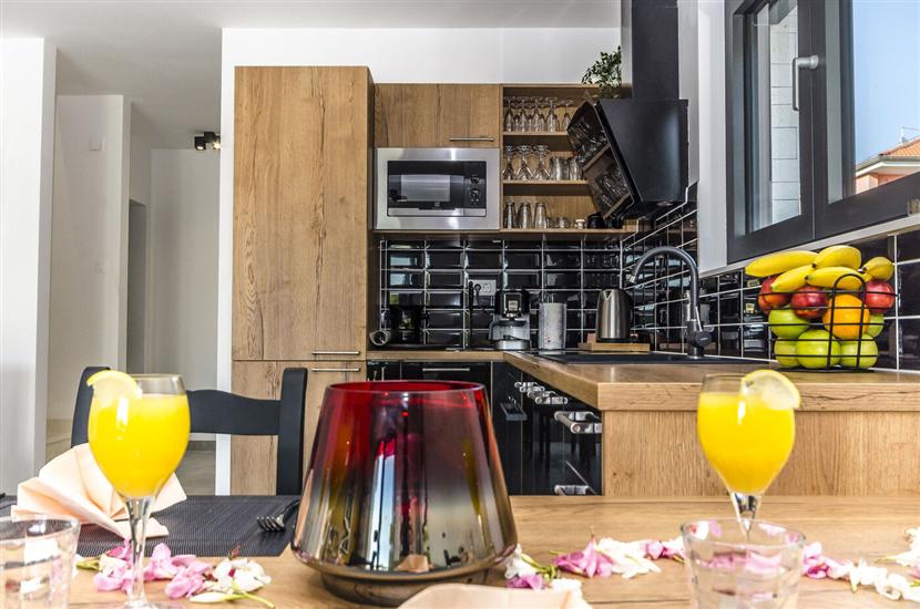 Apartment A4, for 6 persons