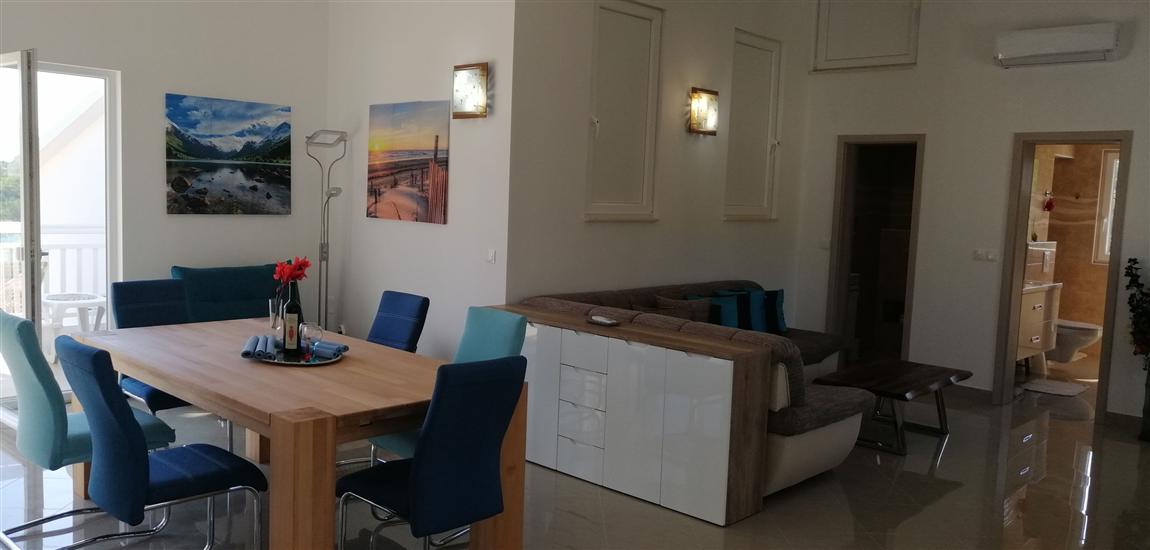 Apartment A2, for 4 persons