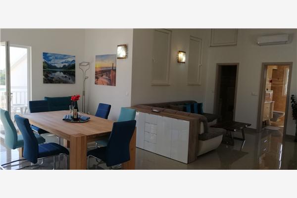 Apartment A2, for 4 persons