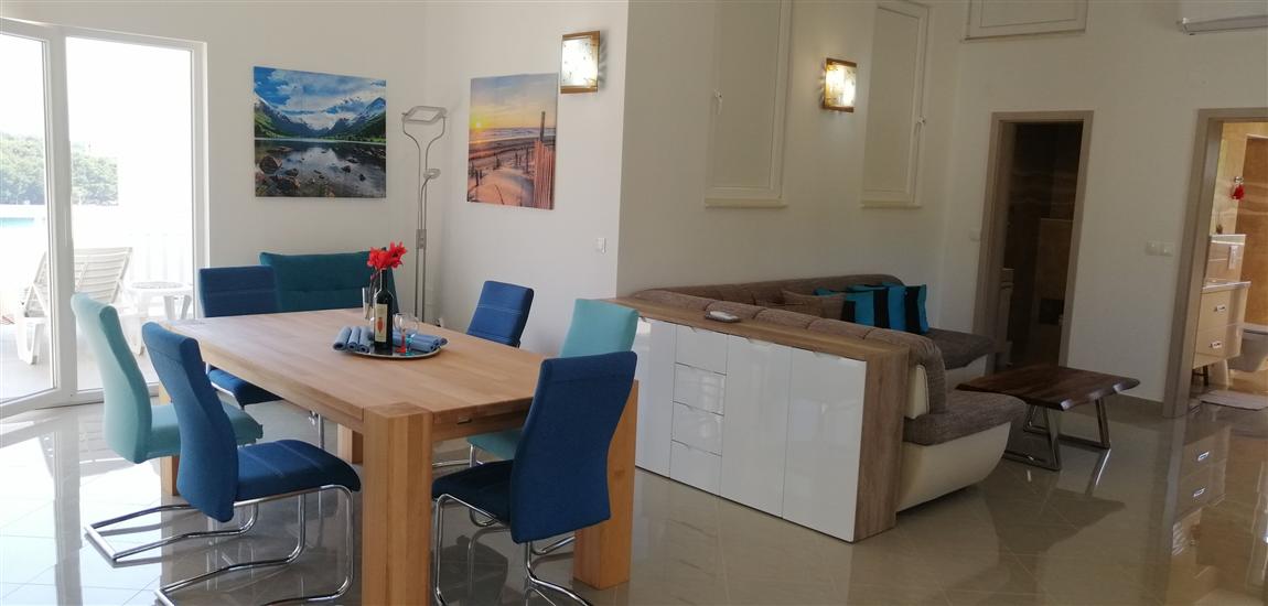 Apartment A2, for 4 persons