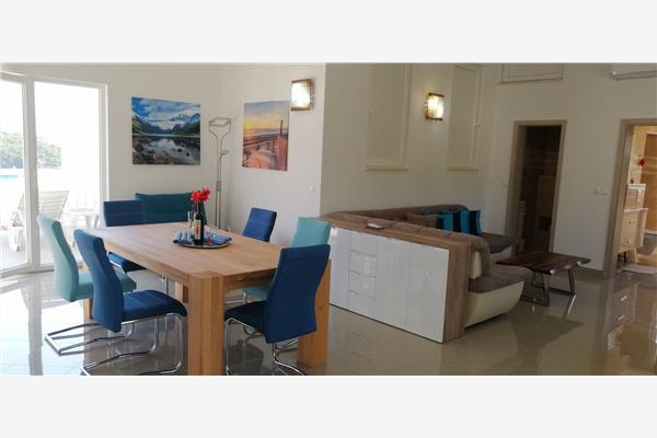 Apartment A2, for 4 persons