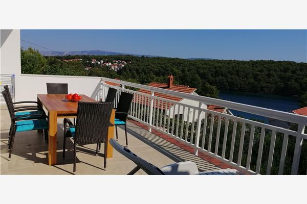 Apartment A2, for 4 persons