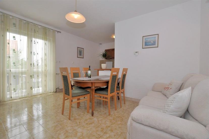 Apartman A2, na 5 osebe