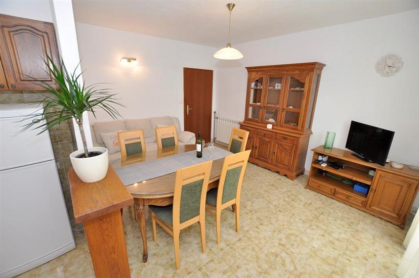 Apartman A2, na 5 osebe