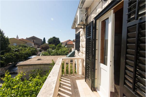 Apartment A1, for 8 persons