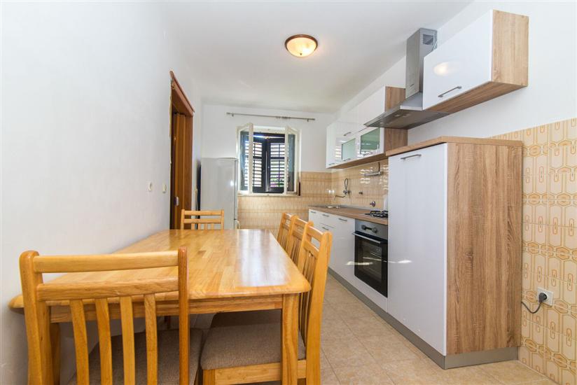 Apartment A1, for 8 persons