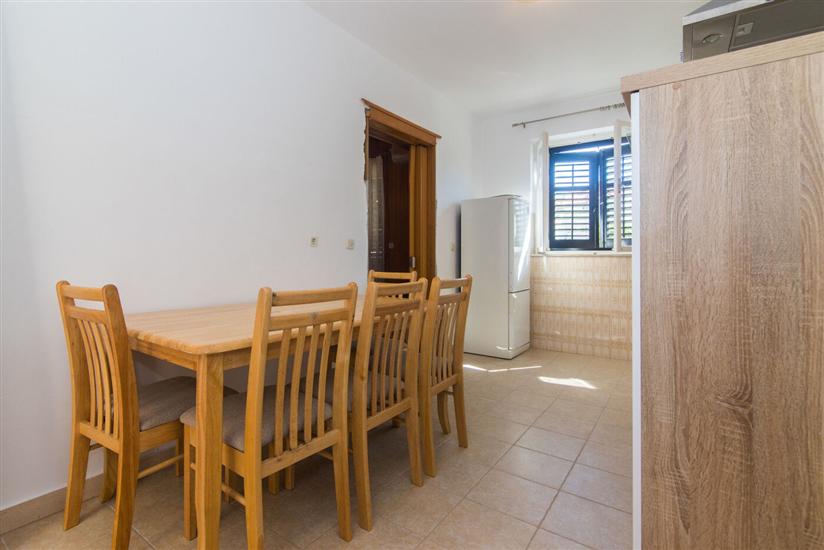 Apartment A1, for 8 persons