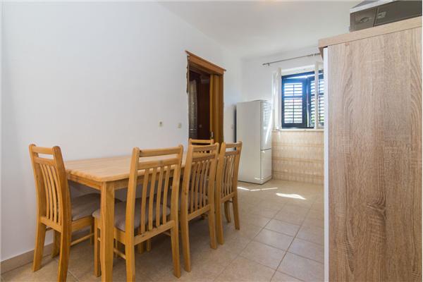 Apartment A1, for 8 persons