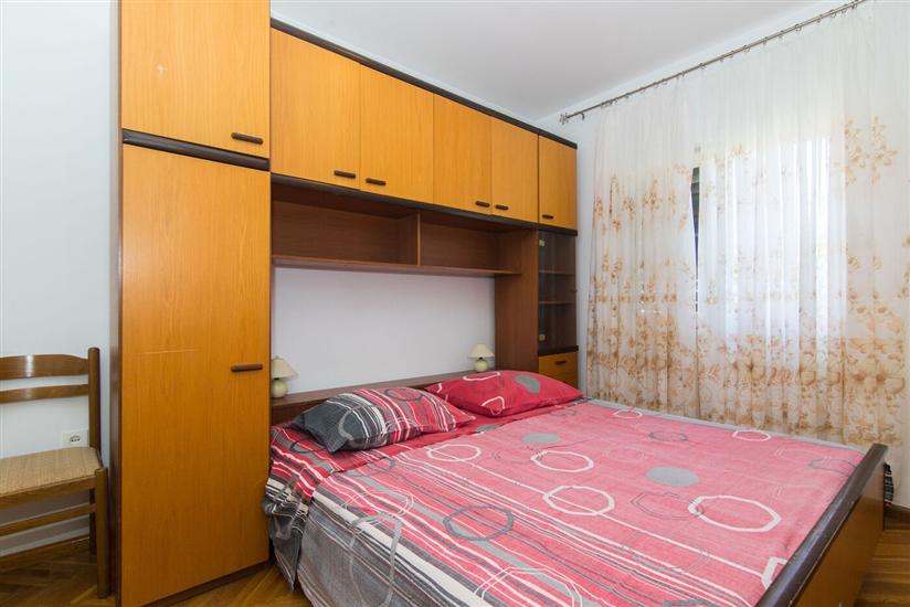 Apartment A1, for 8 persons