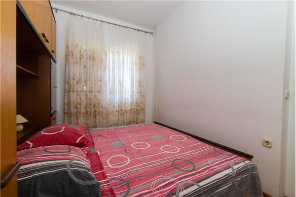 Apartment A1, for 8 persons