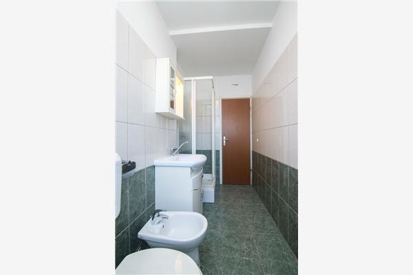 Apartment A1, for 8 persons