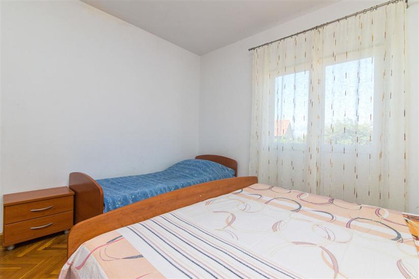 Apartment A1, for 8 persons