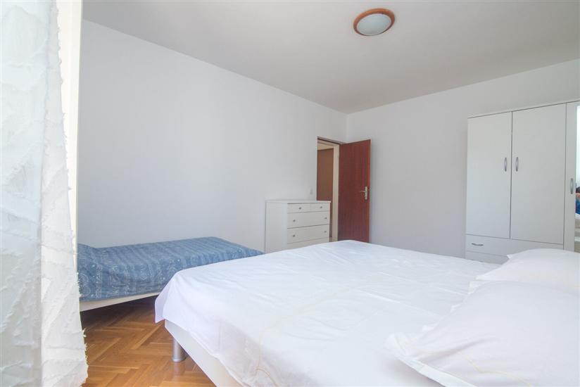 Apartment A1, for 8 persons
